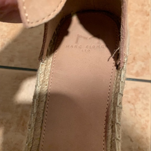 Marc Fisher Alida Espadrille Wedge Sandals in Tan Size 9 - Picture 7 of 12